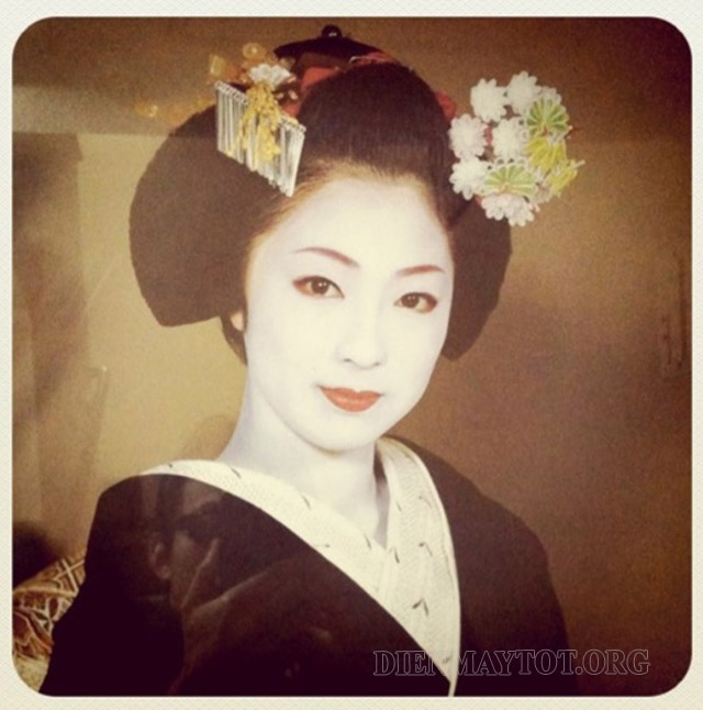 Mineko-Iwasaki-geisha-duoc-menh-danh-la-dep-nhat-o-Nhat